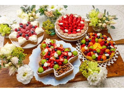 【キル フェ ボン】「Christmas Cake 2024」聖夜の食卓を美味しく彩るフルーツたっぷりの...