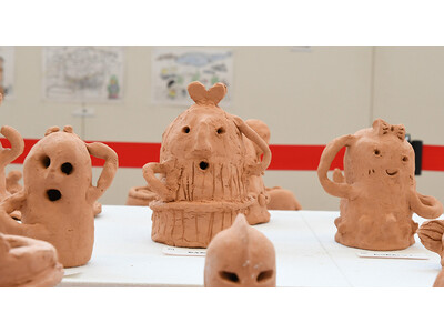 1600年前の埴輪工房跡を再現した高槻市の公園で自分だけのハニワ作り
