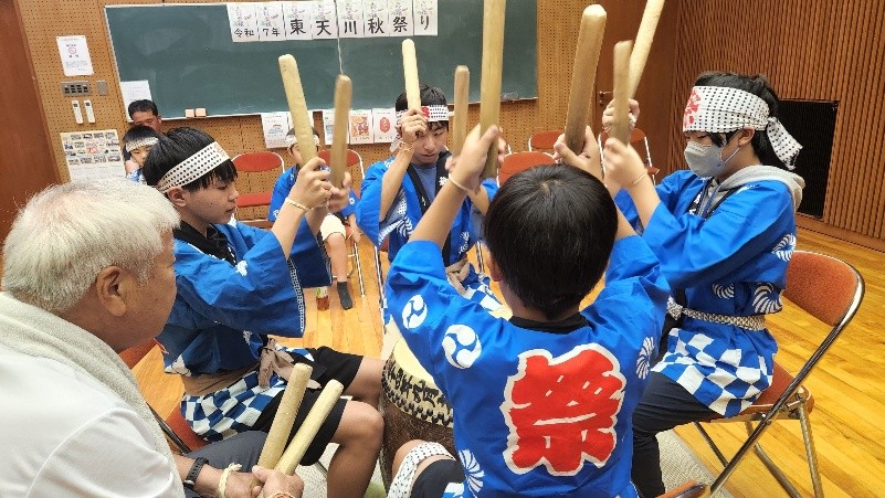 五穀豊穣を願う太鼓巡業が今年も高槻市の東天川地区で開催