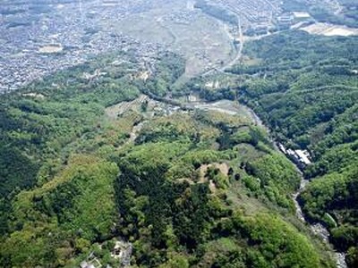 戦国時代屈指の山城「芥川城」でもたしなまれた連歌・茶の湯と武家文化を学ぶ講座開催