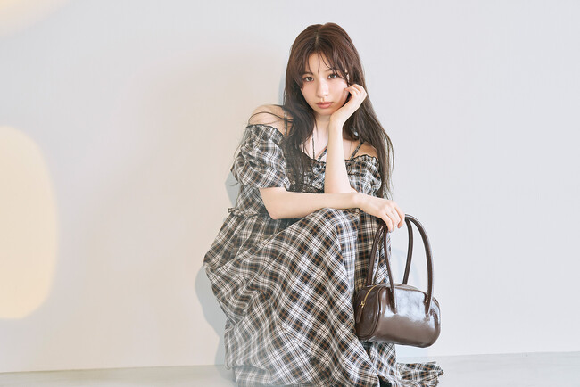 【LILLIAN CARAT】7/10(木) 白宮みずほが着る最新LOOKBOOKを公開