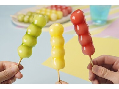 新感覚和菓子『カラフルうるるん団子』初登場　“うるるん”と透明感あるフルーツのタレが涼しげで夏のおやつにぴったり！
