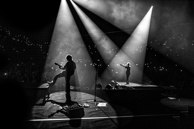 プレスリリース「Alan Schaller 写真展 ONE OK ROCK / TIME TO REFLECT」のイメージ画像