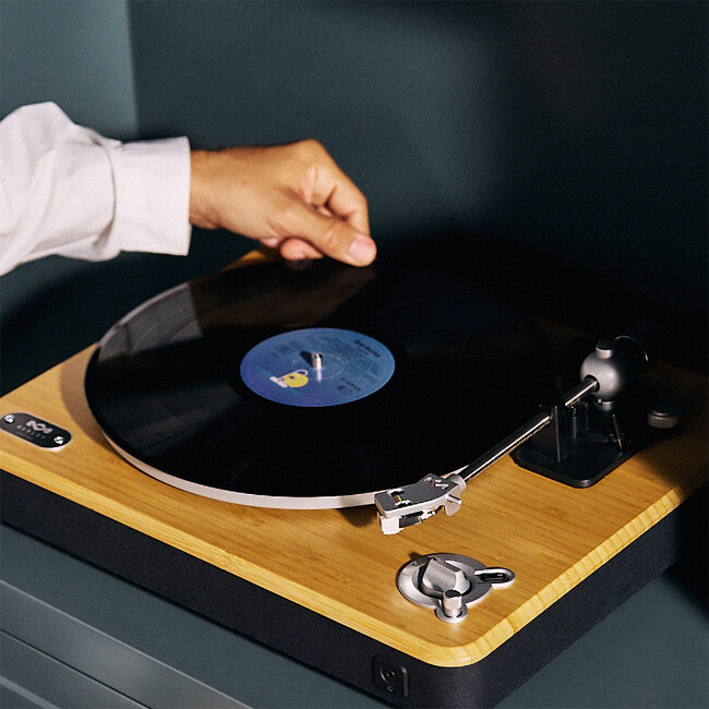 �A�i���O���R�[�h�̖L���ȉ��y�̌����A����̃��C�t�X�^�C���ւƓ����\�\�@" Stir It Up Wireless 2 "