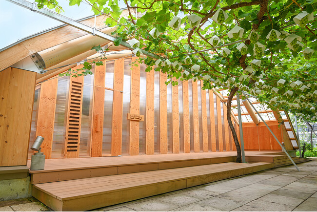 【日経新聞「何でもランキング」第1位選出】金沢・ぶどうの森「レ・トネル」