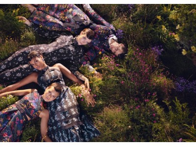 ERDEM x H＆M - マイケル・プデルカによるイギリスのカントリーサイドで撮影されたキャンペーンビジュアルを公開 