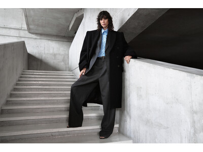 H&Mから、ニューヨーク発のラグジュアリー・エッセンシャルズ・ブランド「WARDROBE.NYC」とのコラボレーションが発売。