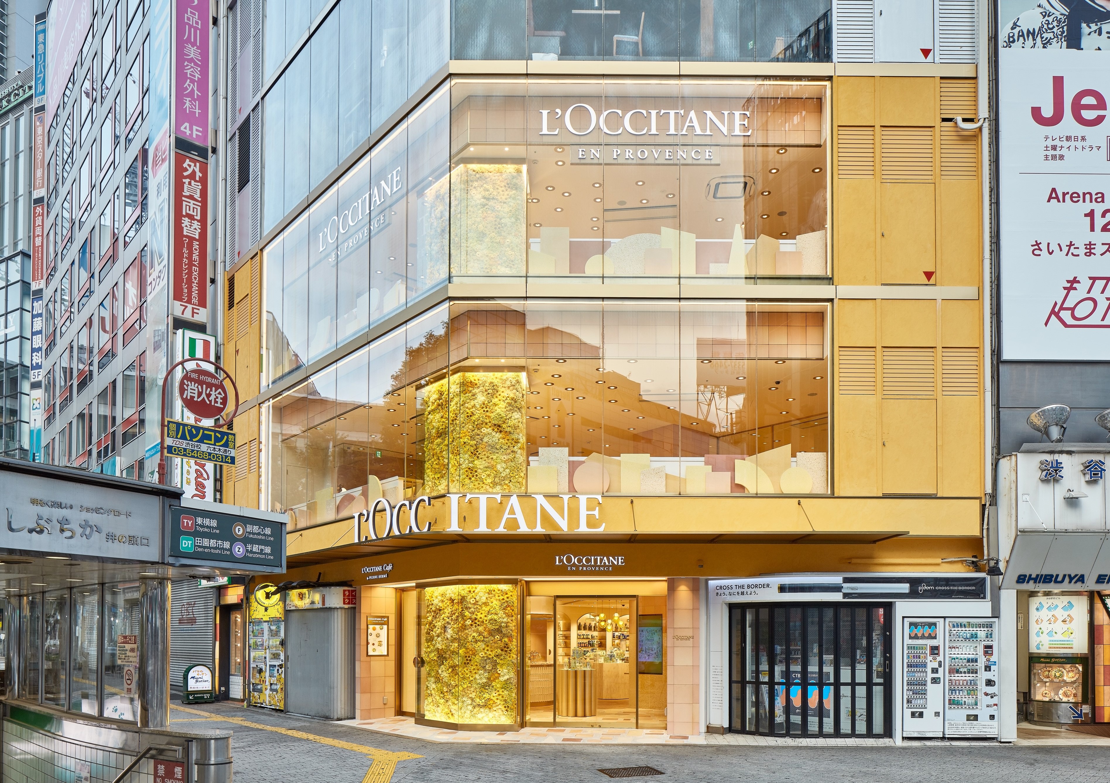 渋谷スクランブル交差点でプロヴァンスランチやスイーツを楽しめるロクシタンカフェ 渋谷店 ブーケ・ド・プロヴァンス2019年10月5日(土)リニューアルオープン