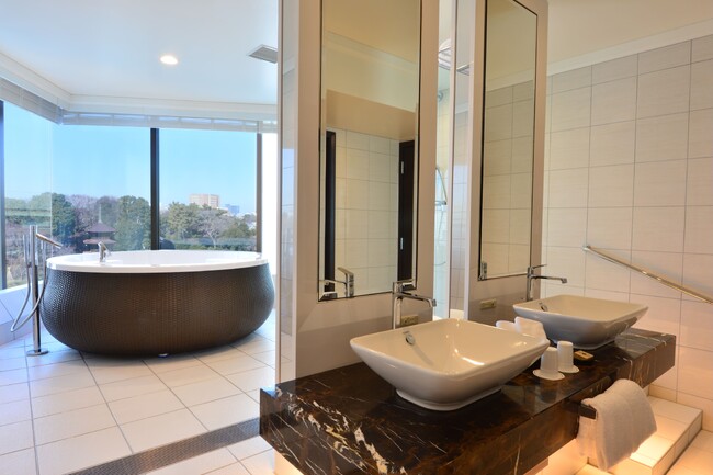 桜の香りに包まれる贅沢な特別プランL'OCCITANE×ホテル椿山荘東京　期間限定コラボレーション。2月6日（金）よりスタート