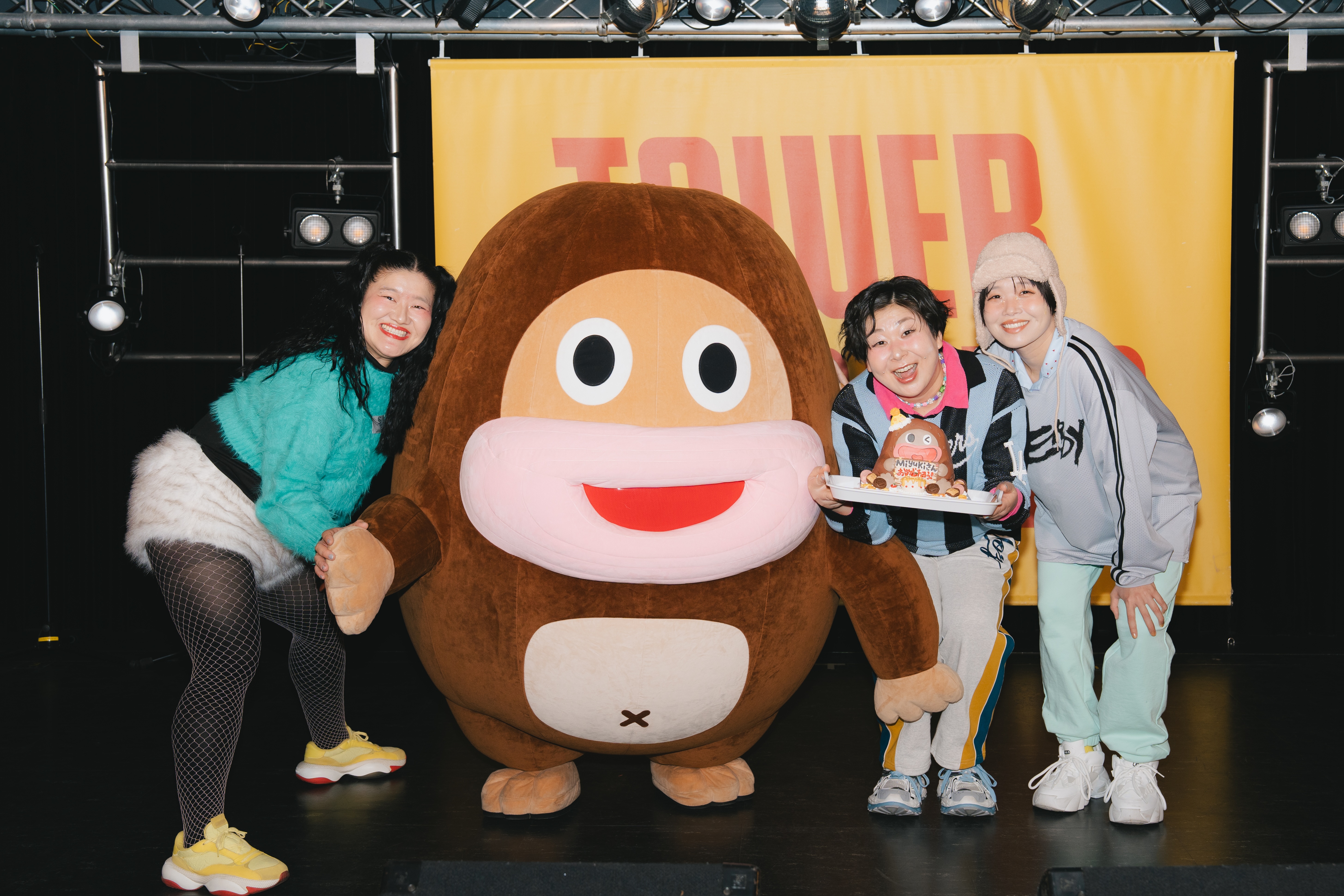 【イベントレポート】MyM 『WARAOZE』アナログ盤発売記念サイン会が開催…