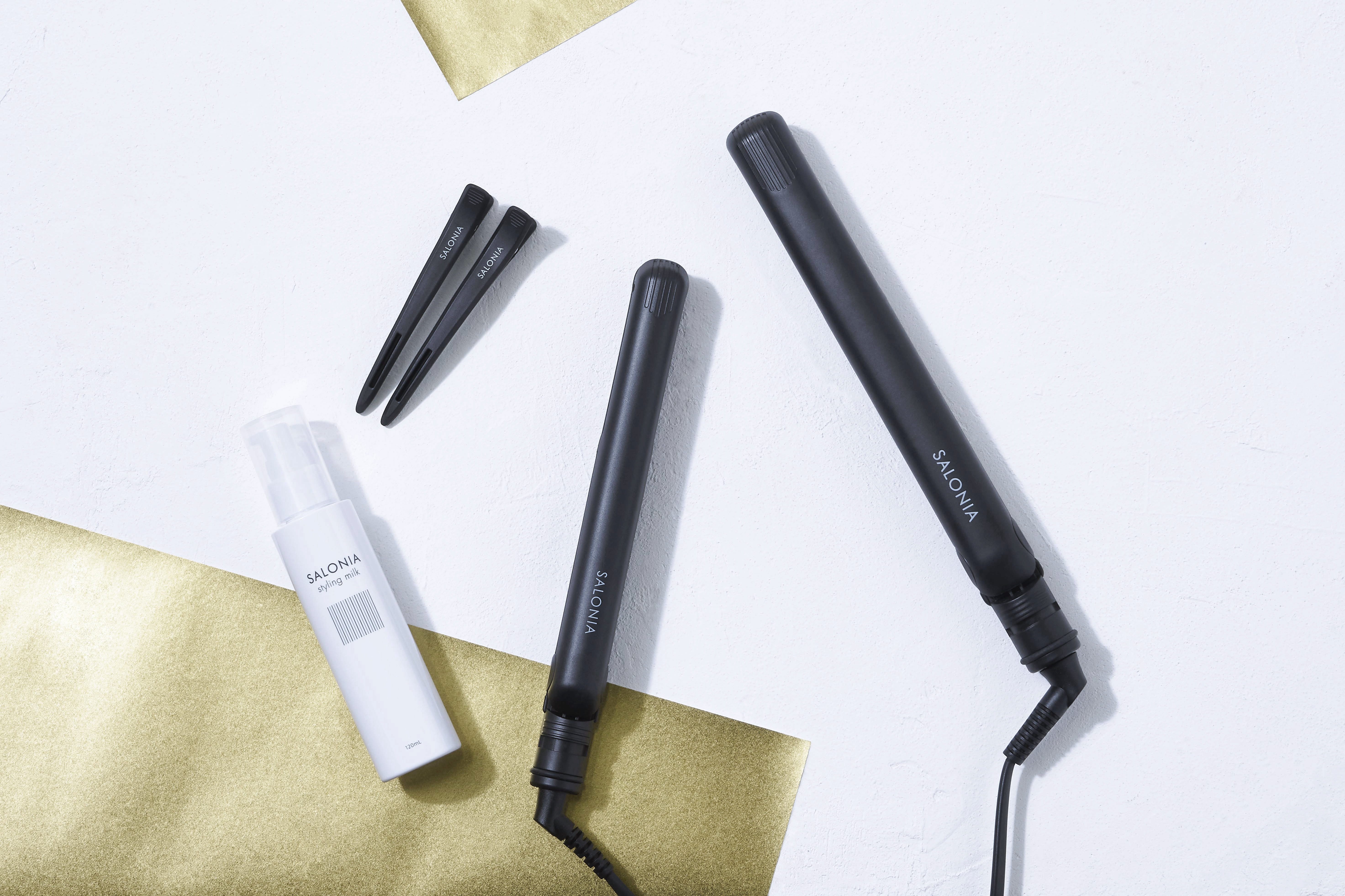 ストレートアイロンとスタイリングミルクがお得なセットに。SALONIAから店頭限定「Happy Hair Box」登場