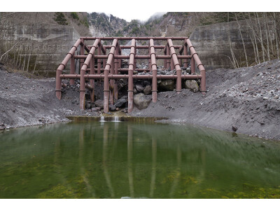 【岐阜県飛騨市】飛騨の自然と鋼製砂防堰堤の調和が織りなす景観美　東京砂防会館で初の砂防写真展を開催！