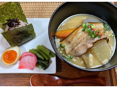 痩せやすいカラダづくりをサポート！具だくさんお味噌汁&栄養満点おにぎりで1日を元気に始める「朝ごはん」をスタート