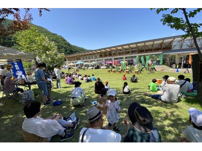 暑い夏に雪が降る!?真夏に雪遊び場が登場!!〈道の駅 尾瀬かたしな〉7周年感謝祭が7月19日から21日の...