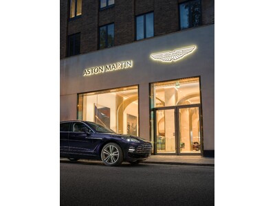 �A�X�g���}�[�e�B�� Q London�A�����h�����S���ɐ����I�[�v��
