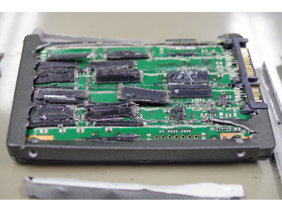 データ漏えいを防ぐにはこの一台！SSD／HDD廃棄時に最適の物理破壊装置を新たに発売！