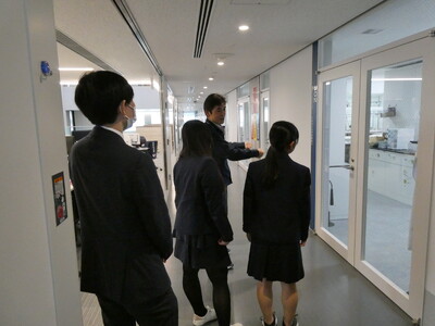 「第2回 高校生のための食育プログラム 食料生産に関するグループディスカッション」の表彰式と研究所見学会...