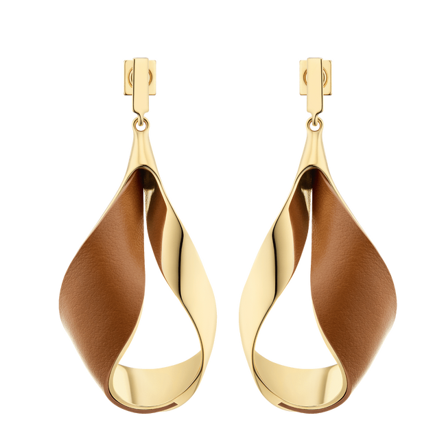 Polene(ポレーヌ)より、ジュエリーコレクション「Orme」がローンチ。レザーと金属が織りなすしなやかな曲線