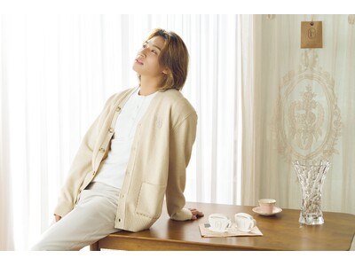 アーティストのD-LITEがキービジュアルのモデルを務める韓国発の新フレグランスブランド「XIMU(シム)」がデビュー。