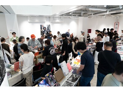 写真好きが交流できる場。高校生も楽しめるフォトイベント「V photobook fair」を開催。-写真展・写真集中心のブックフェア・トークショーを実施-【東京ビジュアルアーツ・アカデミー】