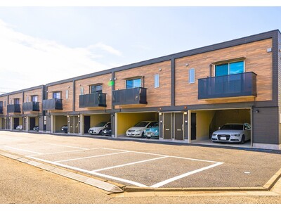 ������98%���ւ�v���~�A���K���[�W�n�E�X�@�������G���A�ɁA����I�[�i�[�ɂ��Җ]��2���ڂ�����