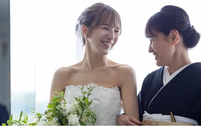 【ブランドゥスティルアン アトリエ店】母と娘で楽しむ、3月限定ドレス試着体験会を開催