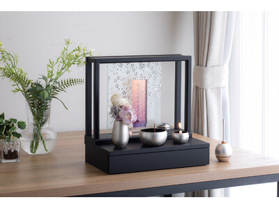 【祈り百貨店】日々に寄り添う、モダンで心地よい祈り。手元供養ミニ仏壇「エアリア プレミアム」をリリースいたしました。