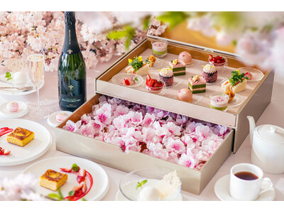 【グラングリーン大阪 パークビューのお花見アフタヌーンティー】春限定！満開の桜に包まれる『桜＆ストロベリ...