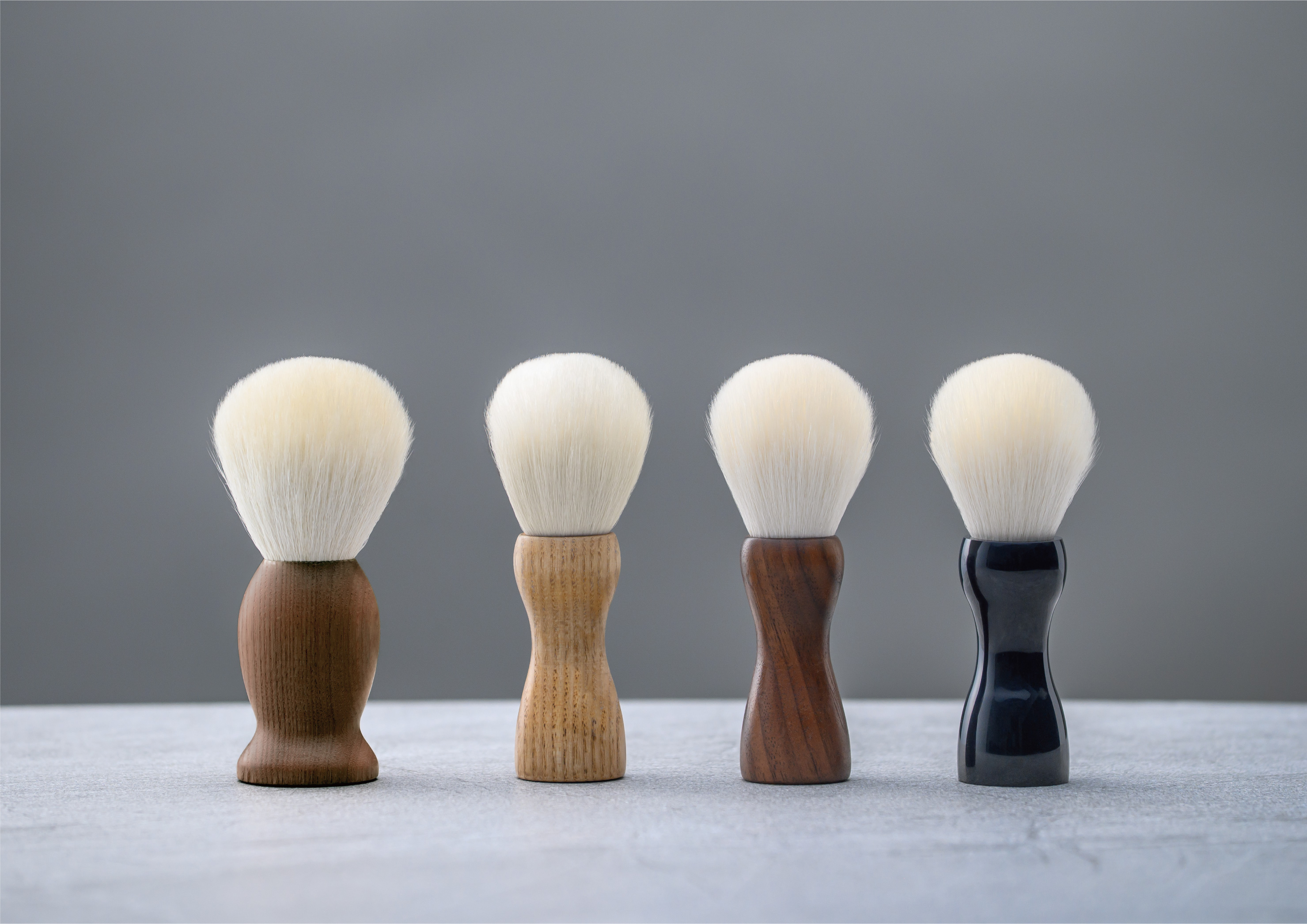 滝川のプライベートブランド『&T’s(アンドティーズ)』からアク抜き済みの山羊毛を使用した「&T’s シェービングブラシ」が新発売