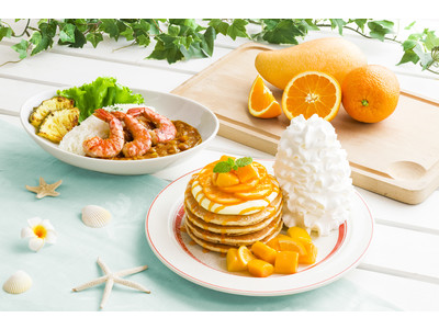 Eggs ’n Thingsから、夏らしいトロピカルな期間限定メニューが登場！「マンゴーとオレンジのパンケーキ」「ハワイアンガーシュリカレー」8月2日（火）～8月31日（水）まで販売
