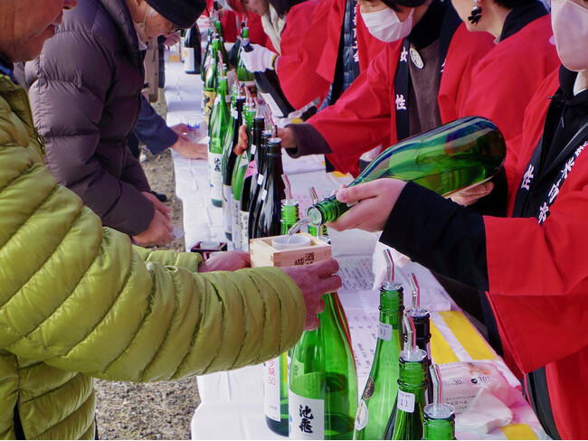 酒がまちをつくり、人がまつりをつないだ「城島酒蔵びらき」の軌跡