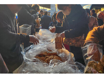 碧南市で朝7時に行列　えびせん家族主催「えびせん朝市」3月1日に1周年