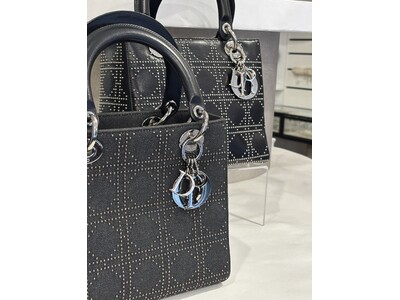 �㊯�R�uHedy�v�@�W�����E�K���A�[�m���̊󏭃��B���e�[�WDior�����Ԍ���W��