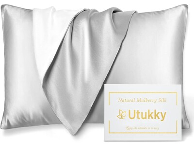 ◆【シルク掛け布団】プレミアムのシルク（生繭真綿）を採用。こだわり抜いた天然素材でまるで雲の上に寝ているかのような至高の睡眠体験を。プレゼントや自分へのご褒美にも！