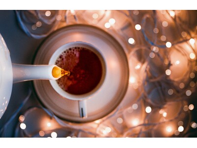 南フランス発のティーフレグランスブランド「サンタール・エ・ボーテ ザ・ティー」から、待望のミニサイズのオ...