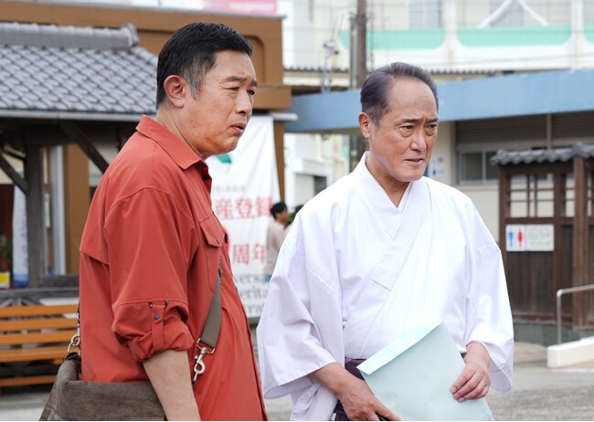 yarezu~jY NŎ莞ォM钇ԁI̔MIt@[IHu܂f邼i΁jv