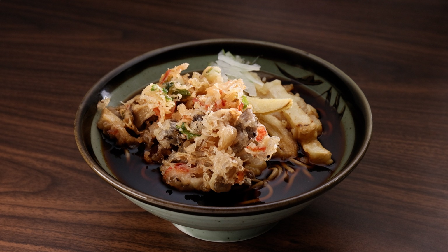 【ＢＳ日テレ】東京・笹塚で見つけた５２年つぎ足しの自慢の暗黒つ…