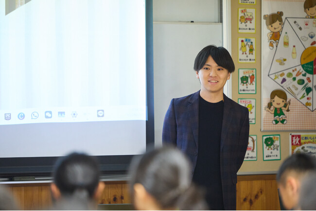 小学生に向けてキャリア教育授業を実施 - 3D都市モデルを交えた“未来のまち”の学びも紹介