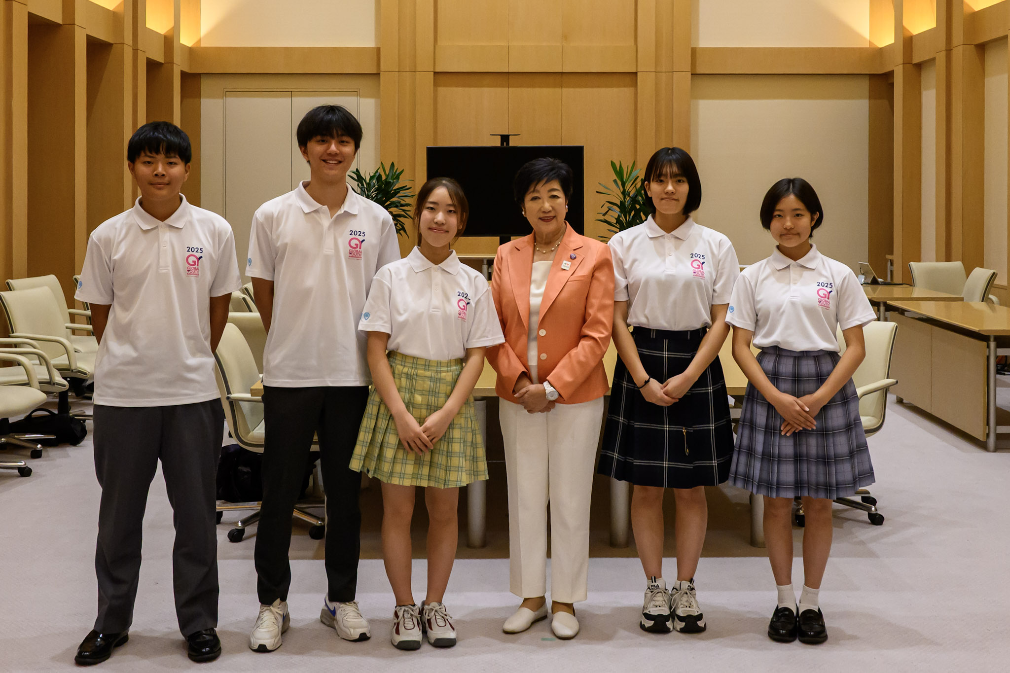 JCI JAPANグローバルユース国連大使が小池百合子東京都知事を表敬訪問