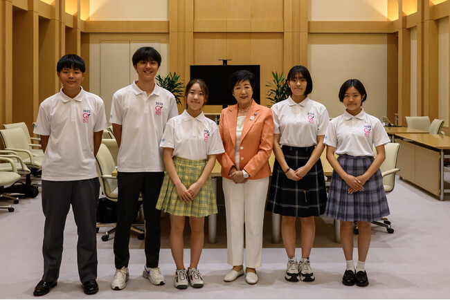 JCI JAPANグローバルユース国連大使が小池百合子東京都知事を表敬訪問