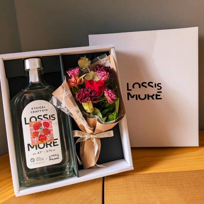 廃棄されたカーネーションをアップサイクルしたクラフトジン　「LOSS IS MORE GIN 」母の日ギフトセット発売のお知らせ