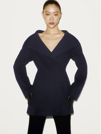 COSが関西初となる店舗を大丸心斎橋店にオープン