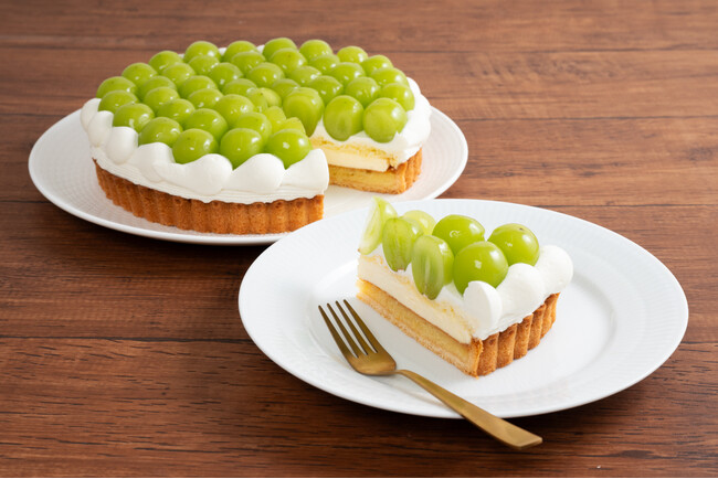 【椿屋珈琲・ダッキーダック】旬のシャインマスカットを味わい尽くすご褒美タルト