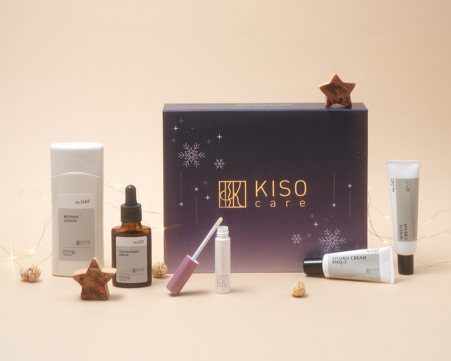 今年一年の頑張りに、ちょっといいご褒美を。KISOCAREこだわりのスキンケアアイテムを詰め込んだホリデーコフレボックスが12月1日(月)より期間限定販売。