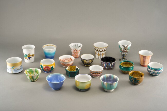 小松市、九谷焼作家20名による至高のぐい呑みコレクション「小松彩盃集」をふるさと納税返礼品として限定10セット公開 ― 人間国宝2名を含む豪華作家陣 ―