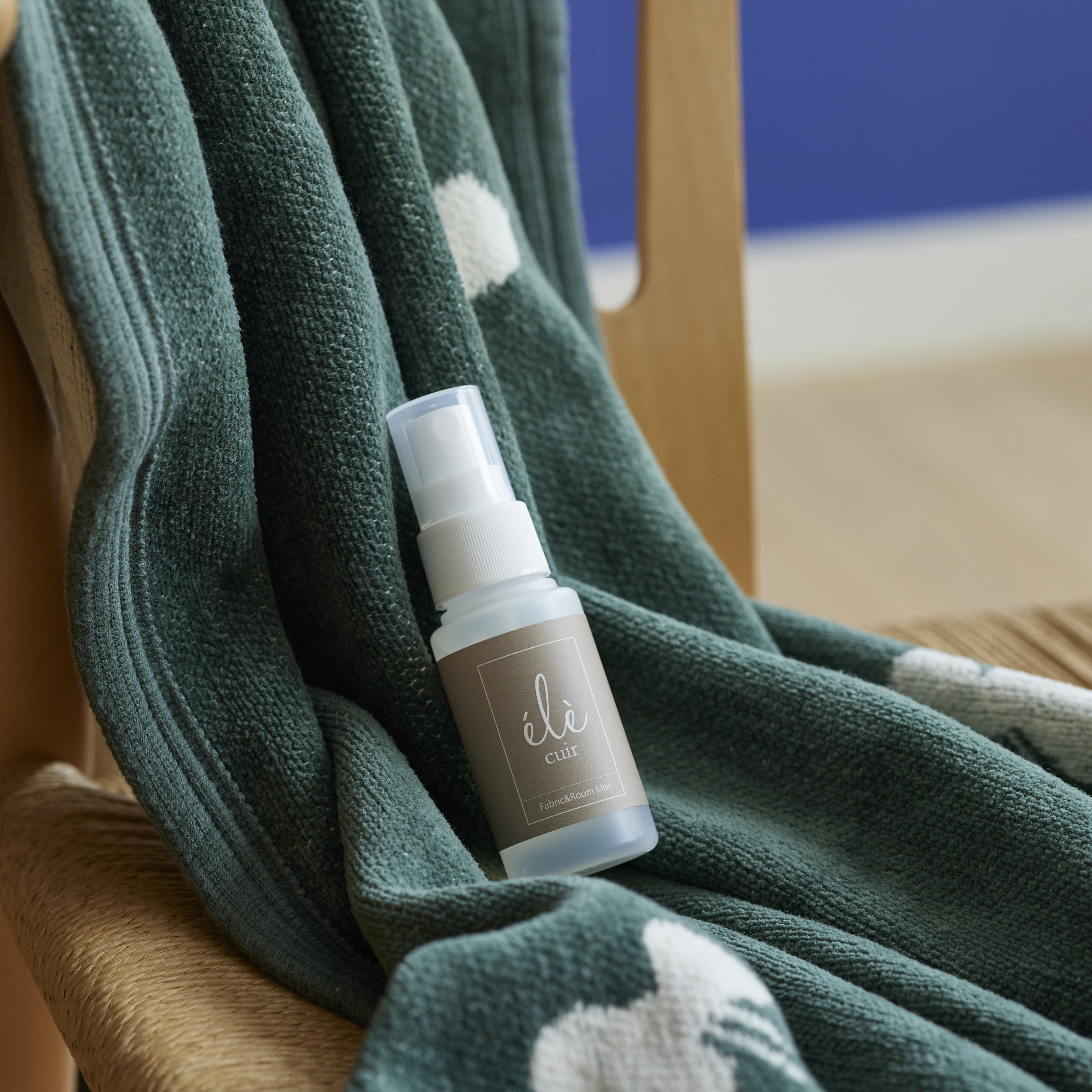 ナチュラルヘアケアブランド「エレキュイール」、『ルームフレグランスプレゼントキャンペーン』を9/30まで開催中。