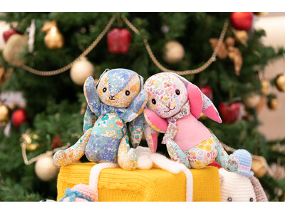 「手づくりのぬいぐるみで世界中の子どもたちを笑顔に」を合言葉に、全国からフェリシモに寄せられたぬいぐるみのクリスマス展示が東京・JR日暮里駅と兵庫・神戸ファッション美術館で12月25日まで開催