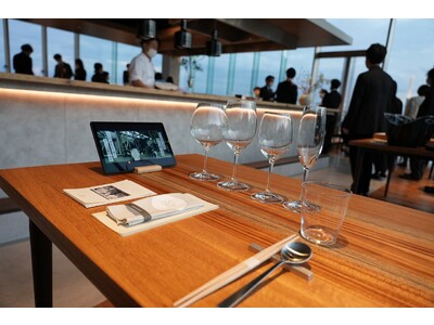 一般営業を開始した神戸港が目前の新スタイルのレストラン「Sincro」が料理やペアリングの内容を初公開