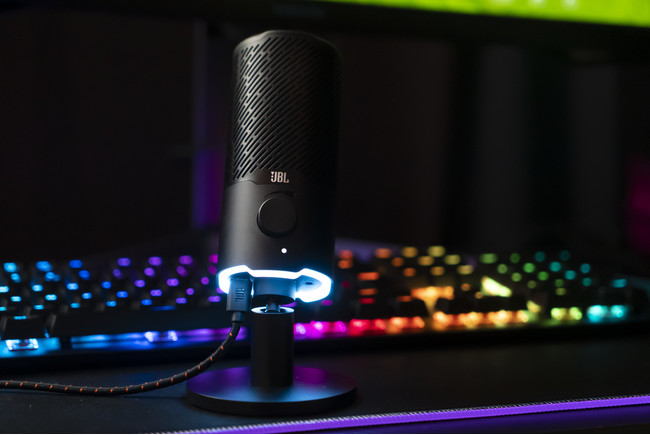 JBL|Q[~OpI[fBIuJBL QuantumvV[YV[ỸfARfT[USB}CNuJBL Quantum STREAMv