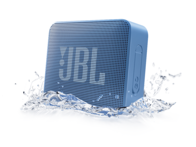 全世界累計販売4,300万台を超える大人気シリーズにポケッタブルサイズでアイコニックなデザインの新モデルが登場ポータブルBluetoothスピーカー「JBL GO Essential」新発売